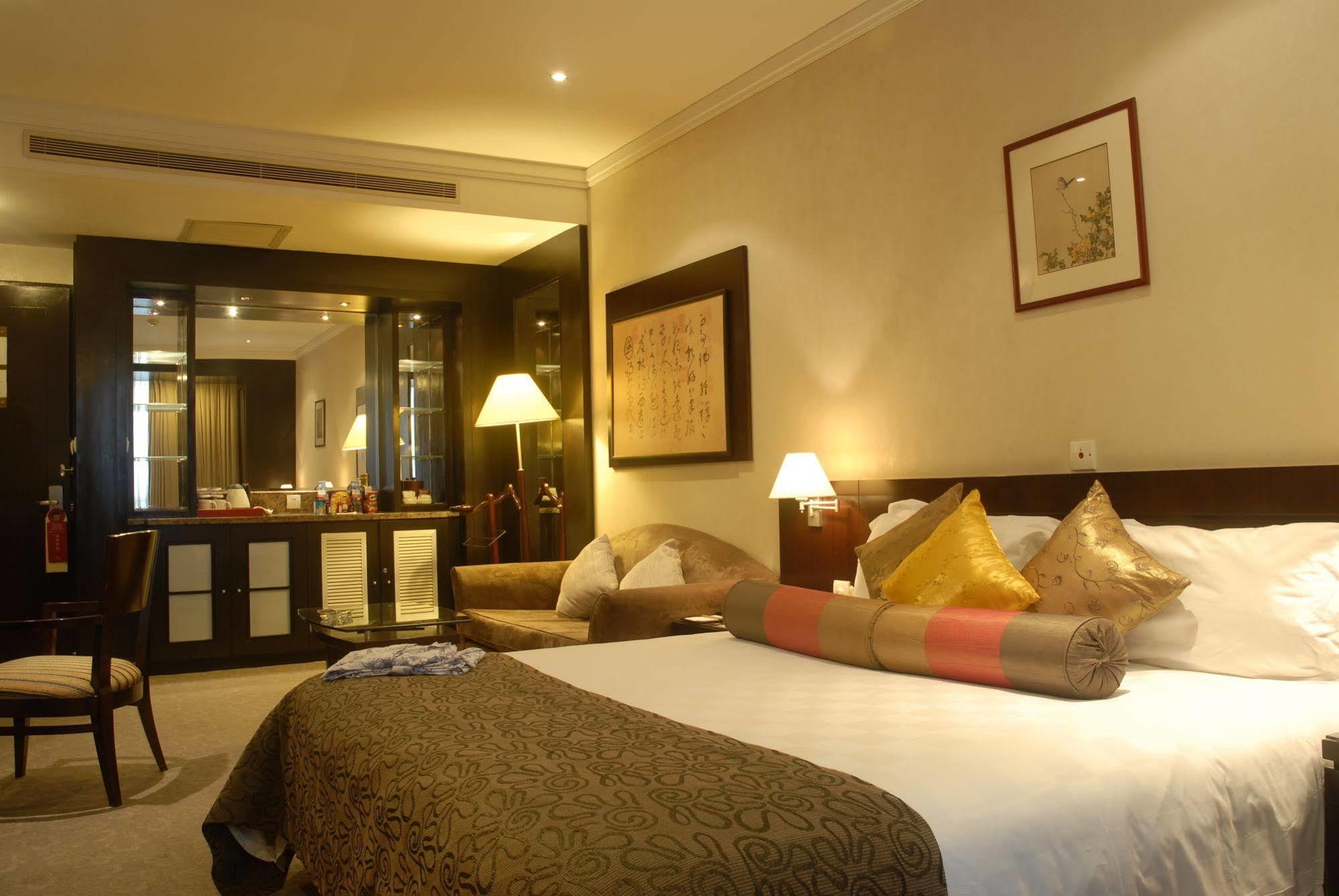 Garden Hotel